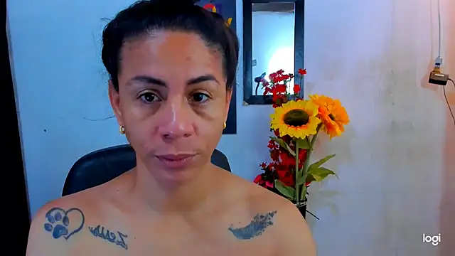 juanblakbigcock online show from April 25, 3:31 pm