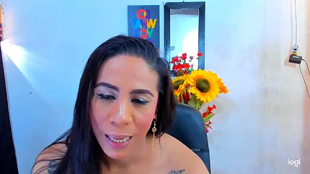 juanblakbigcock online show from April 19, 6:10 pm