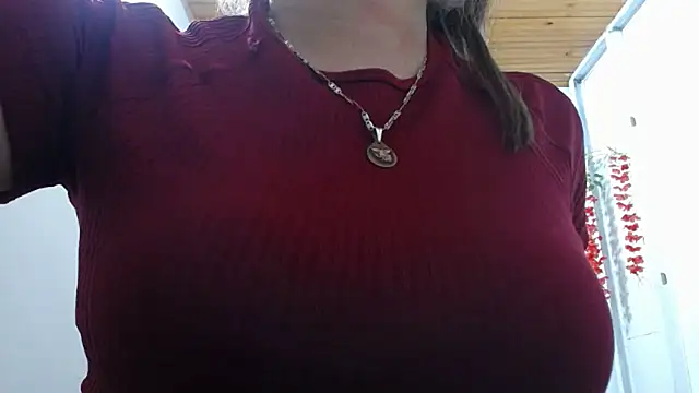 Luna girlhot  online show from April 15, 6:30 pm