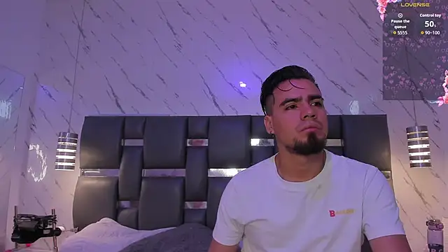 PittAndLunaa online show from April 23, 12:29 pm