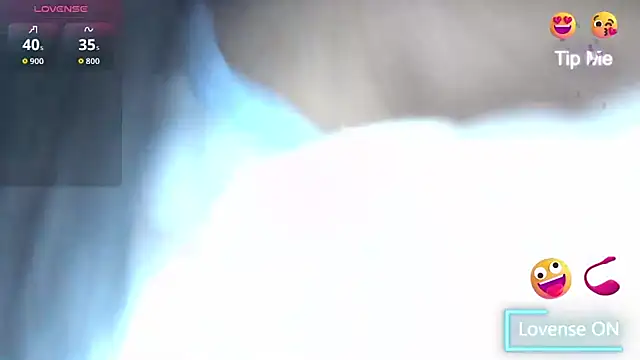 white sexy  online show from March 18, 10:42 am