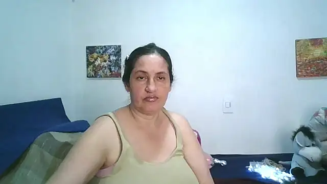 ximenajimenez online show from June 18, 9:52 pm