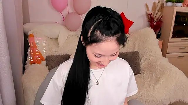 LisaMooore online show from March 10, 2:15 am