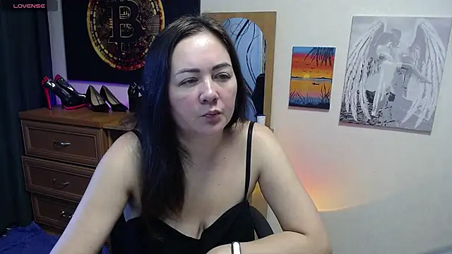 JuliaMorganss online show from August 1, 6:26 am