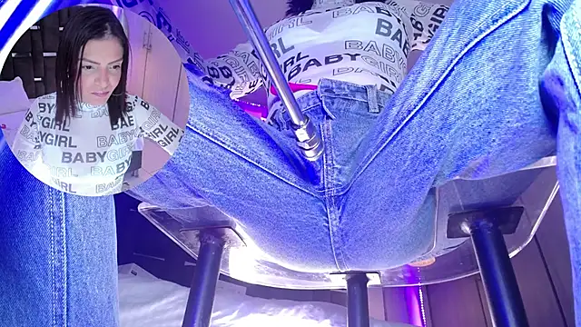 KatteMoss online show from March 30, 9:03 pm