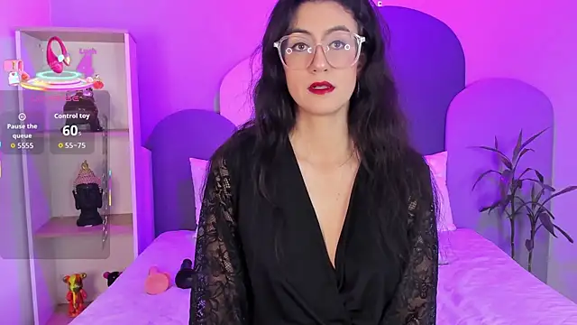 SophieGomez22 online show from September 29, 12:10 pm