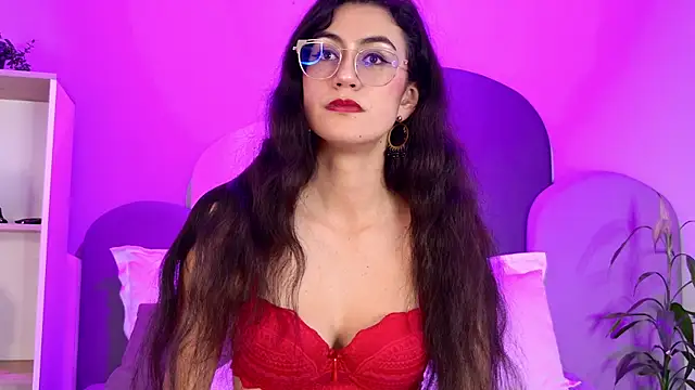 SophieGomez22 online show from April 25, 1:41 pm