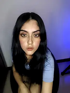Snapshot of Mazikeen-- chatting on October 23, 10:05 pm Mazikeen-- online show from October 23, 10:05 pm