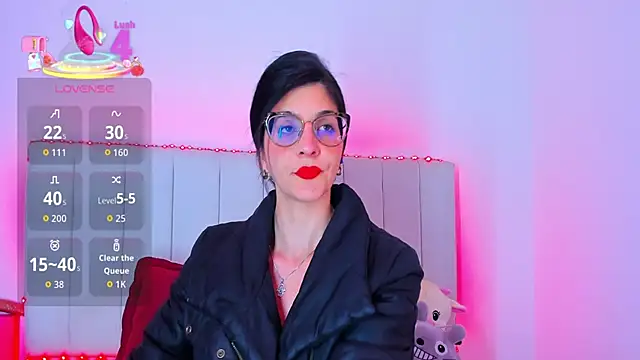 caro lyne  online show from June 12, 7:33 pm
