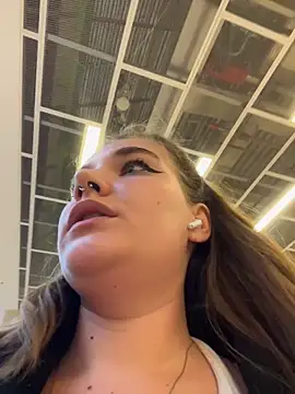 Holy Tereza online show from May 2, 4:10 pm