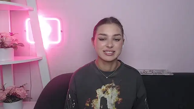 MilanaAngelAs online show from November 30, 7:34 am