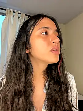 ViolettaSummer online show from November 23, 10:00 pm