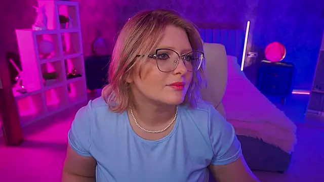 CoolTatis online show from April 25, 6:05 am