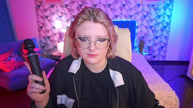 CoolTatis online show from April 24, 6:05 am