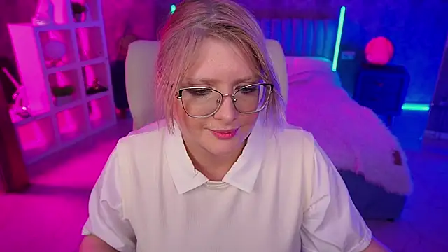 CoolTatis online show from April 26, 6:00 am