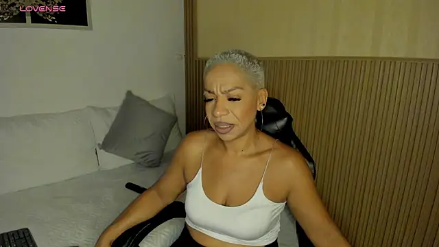 summer night  online show from April 23, 12:12 pm