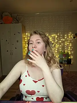 D0nna  online show from March 19, 10:14 pm