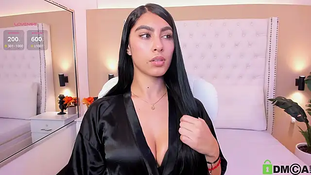 Emily roux online show from November 9, 4:41 am