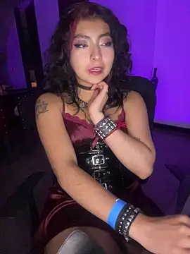  Gothiccbitch  online show from December 21, 4:17 am