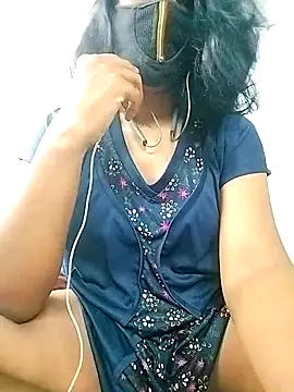 Ammupuku1 online show from January 10, 6:45 pm