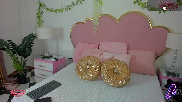 EmmaCrush online show from October 2, 9:53 pm