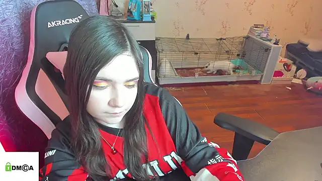 Crazy forest fairy online show from January 14, 4:50 am