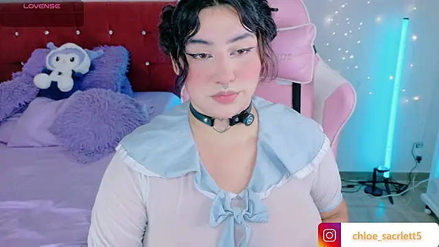 Snapshot of scarlett_queen56 chatting on September 25, 4:11 am scarlett queen56 online show from September 25, 4:11 am