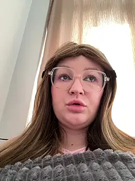 Teya moon  online show from May 14, 5:57 am