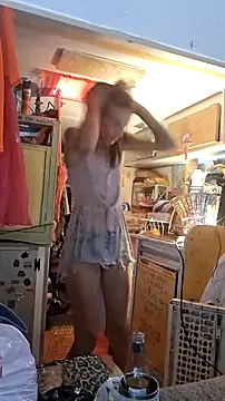 whitetrashdirtyslut online show from July 9, 5:48 pm