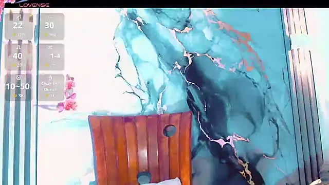 khiara moretti online show from December 19, 7:17 pm