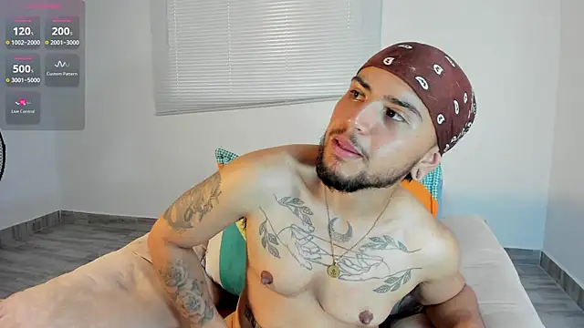 ftmphilip  online show from June 8, 10:31 pm