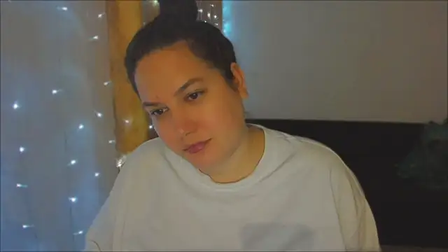 Snapshot of _madalexa_ chatting on September 25, 1:15 am  madalexa  online show from September 25, 1:15 am