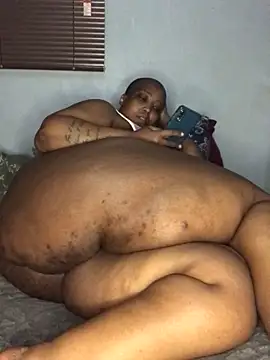 sotho ssbbw online show from June 14, 2:24 am