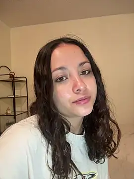 Megan Rodrigo online show from March 18, 2:11 pm