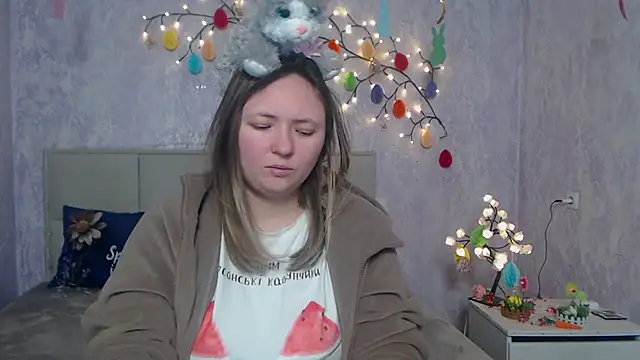 SallyVerda online show from April 12, 8:06 am