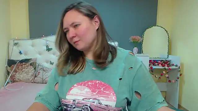 SallyVerda online show from April 21, 1:42 am