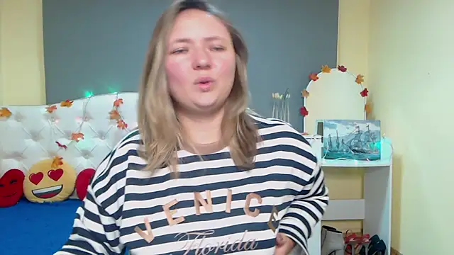 SallyVerda online show from November 14, 7:25 pm