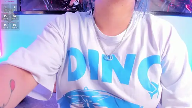 lucky-leah online show from April 28, 4:27 am