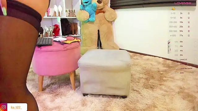 kariina  22 online show from October 1, 10:48 pm