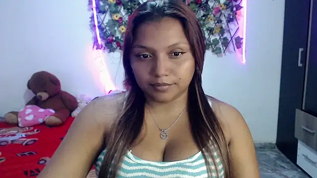 Snapshot of sexysusan4you chatting on October 4, 7:07 pm sexysusan4you online show from October 4, 7:07 pm
