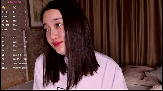 FreyaRaya online show from April 26, 3:15 am