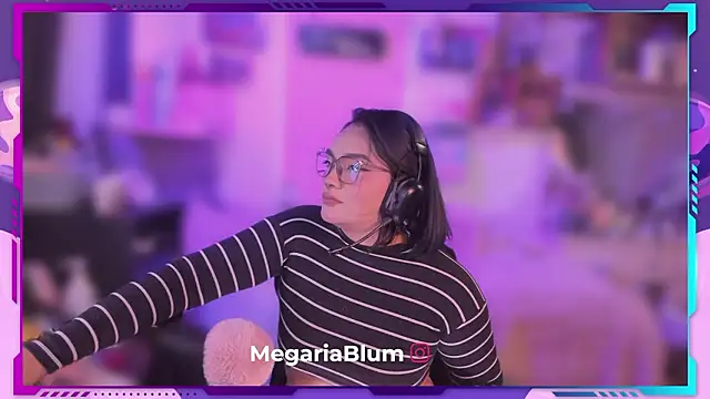 MegariaB online show from February 6, 4:49 am