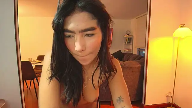 samy jonnes  online show from March 24, 11:10 pm