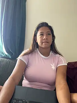 Snapshot of AshleyLoveee chatting on September 28, 3:06 pm AshleyLoveee online show from September 28, 3:06 pm