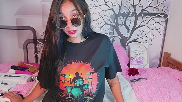 BrendaBrooks online show from April 22, 10:18 pm