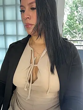 Sofia Convers online show from March 22, 1:06 pm