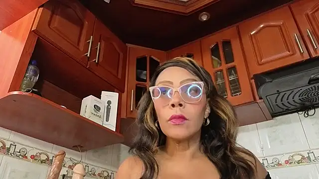 AmberNix online show from October 21, 2:21 pm