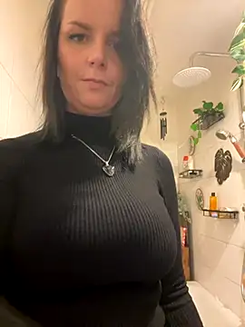 Off  Melonenmandy online show from November 28, 7:39 pm