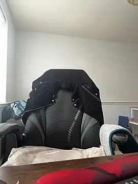 LeyaHoneybuns online show from March 24, 3:50 pm