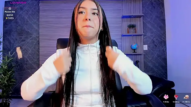 paulina sweett  online show from February 13, 12:51 pm